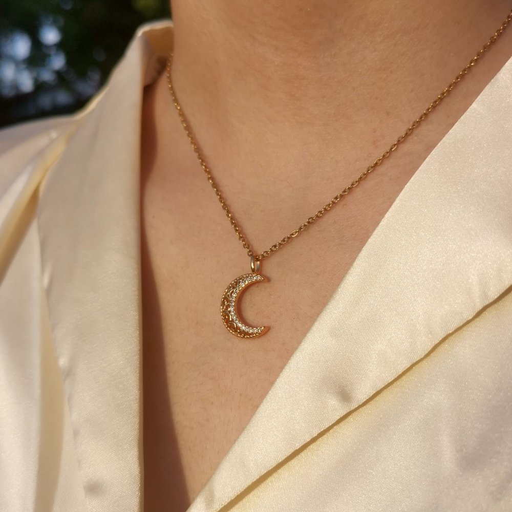 Gold dainty crescent moon necklace hypoallergenic